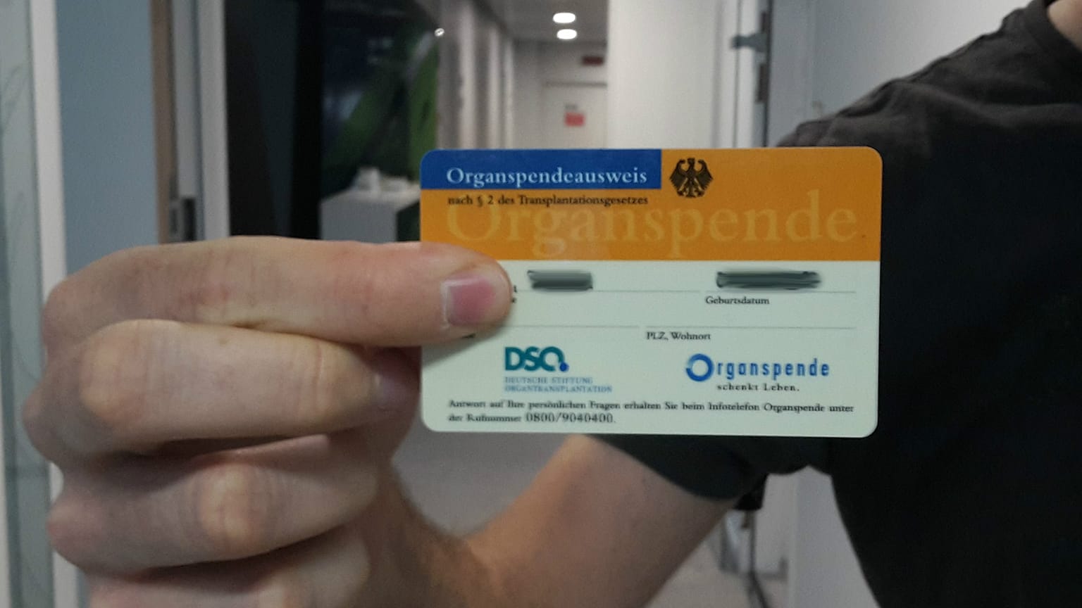Organspenden: Bald zwangsläufig freiwillig?