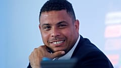 Le Brésilien Ronaldo rachète Valladolid