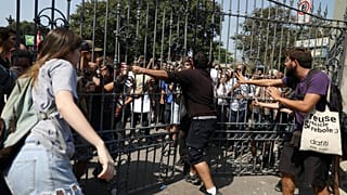 Revolta no Rio depois do incêndio no Museu Nacional