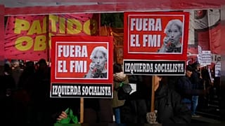 IMF ile görüşme masasındaki Arjantin 10 bakanlığı kapatıyor
