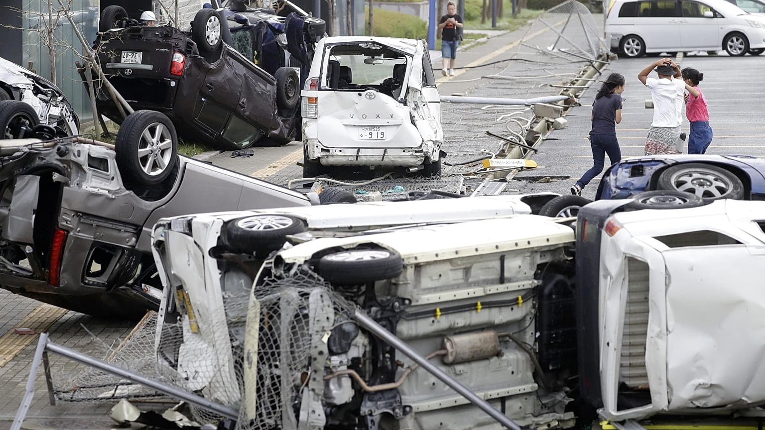 Japon : le typhon Jebi laisse au moins 10 morts derrière lui