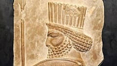 سردیس سرباز هخامنشی