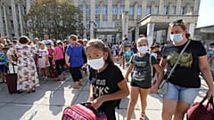 Из Армянска эвакуируют, но угрозы "не видят"