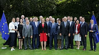 Jean-Claude Juncker poses with members of the EU's executive