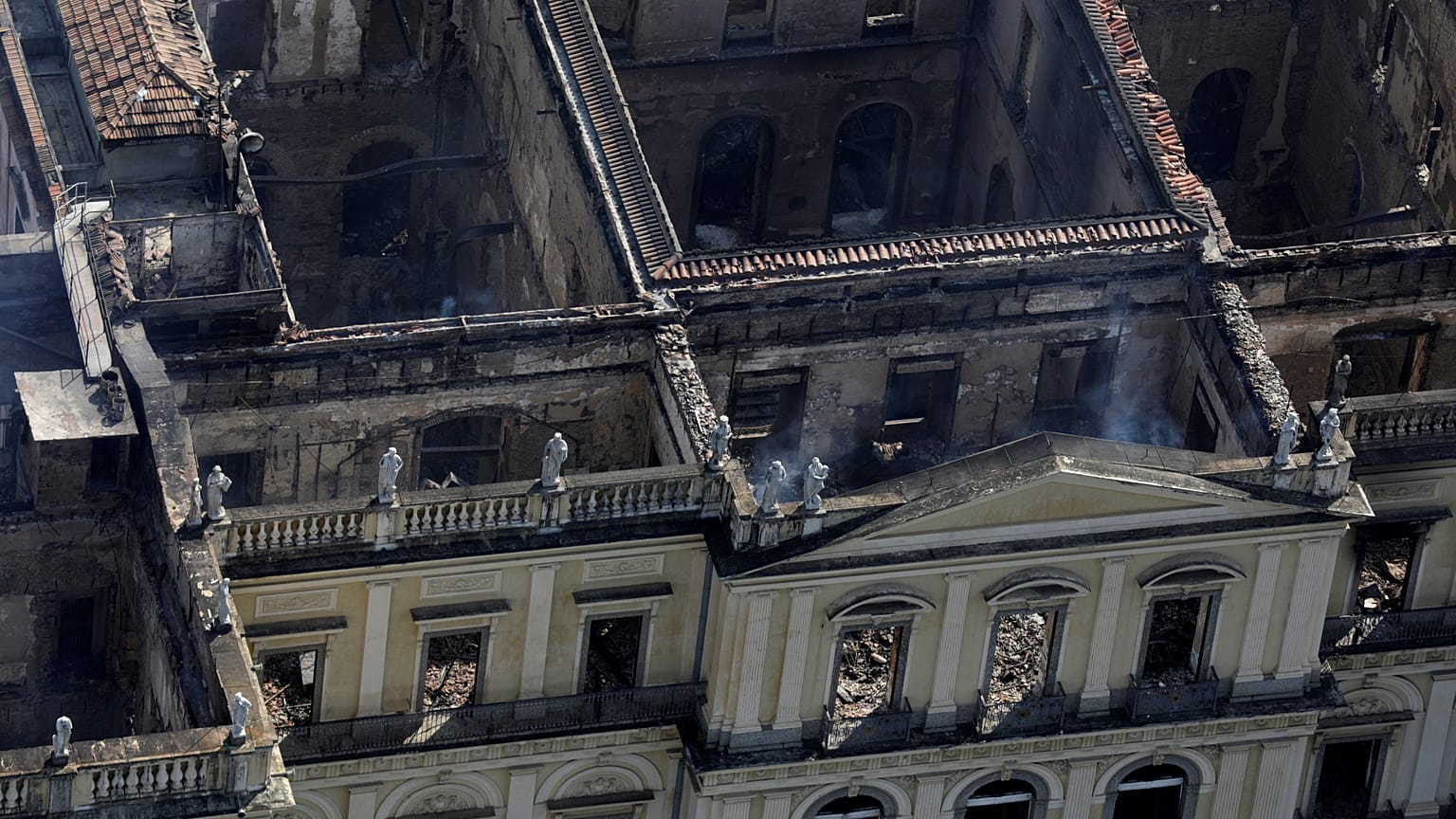 Restaurer le musée national de Rio prendra des années