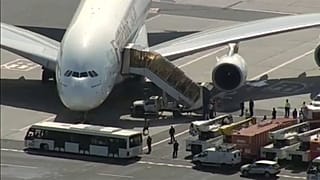 Рейс Дубай — Нью-Йорк поместили в карантин из-за гриппа