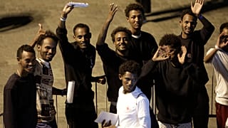 50, a Diciottiról a szárazföldre engedett migráns tűnt el nyomtalanul