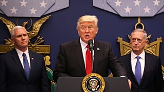 Donald Trump, Mike Pence et James Mattis le 27 janvier 2017
