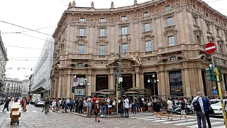  Starbucks Reserve Roastery / Milano / İtalya