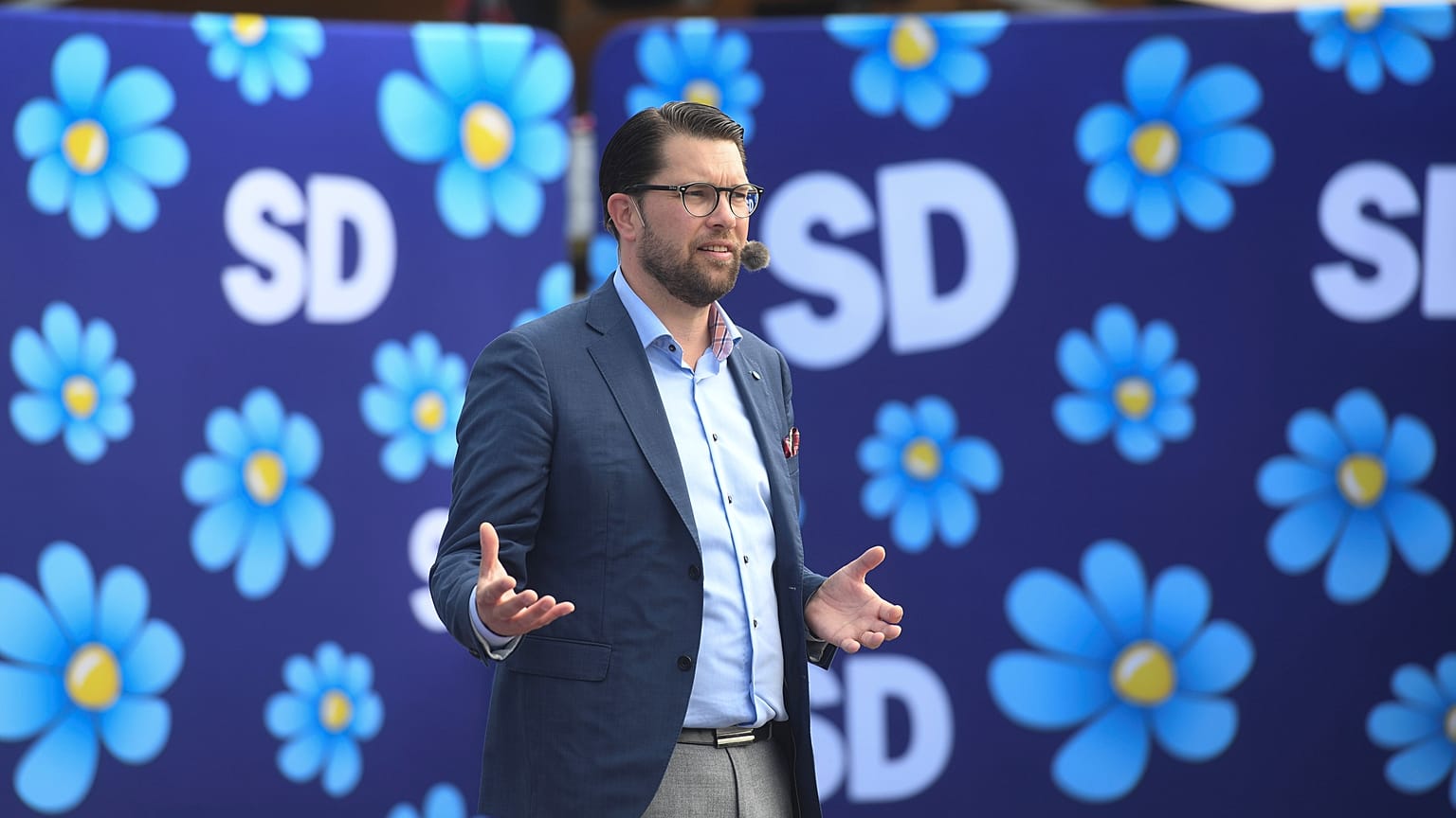 Schwedens Le Pen im Vintage-Design  - Wer ist Jimmie Åkesson (39)?