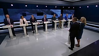 Suécia: Imigração é tema central no último debate antes das eleições legislativas