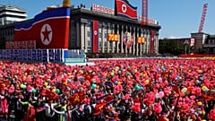 Pomp und Militär: Nordkorea feiert 70. Gründungstag
