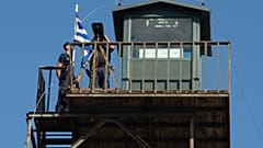 Επαναπατρίστηκαν οι δύο Τούρκοι στρατιωτικοί