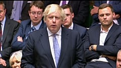 Boris compara plano de May a 'colete suicida"
