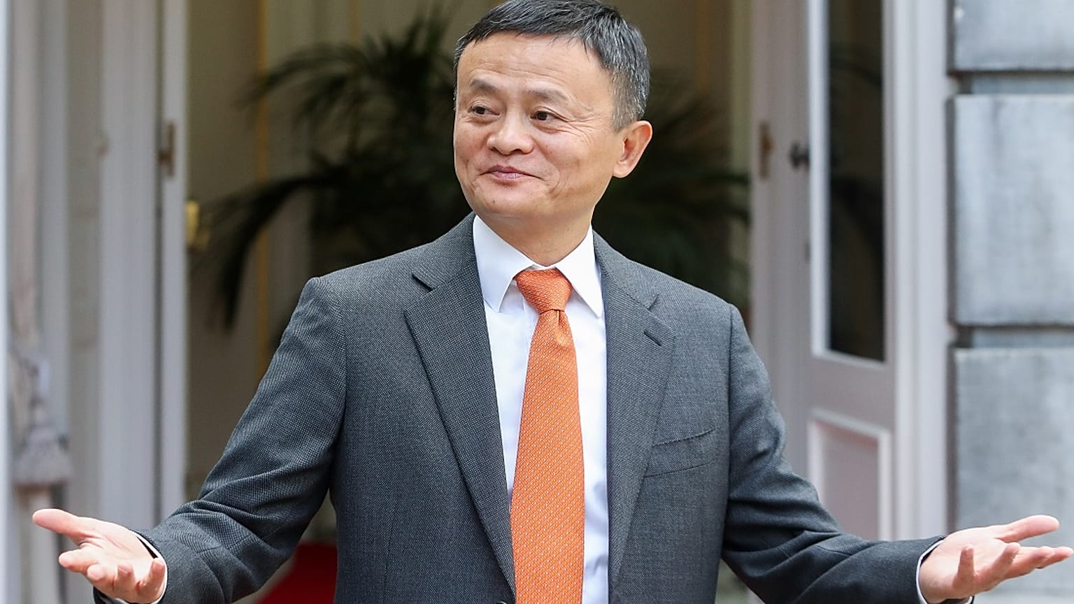 Jack Ma anuncia saída do Grupo Alibaba