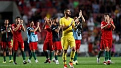 Seleção agradece ao público do estádio da Luz após vitória sobre a Itália