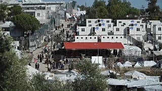 Centro profughi Lesbo vicino a chiusura