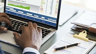 Sindicatos piden una semana laboral de cuatro días en el Reino Unido