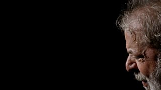 Lula desiste de la carrera presidencia en Brasil y designa a Haddad como sustituto