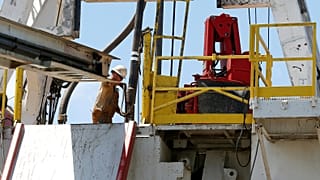 EPA seeks to relax rules on methane emissions, admits harmful health impacts