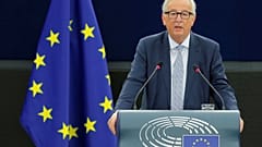 Γιούνκερ: Η Ελλάδα σε σωστή τροχιά μετά τα προγράμματα