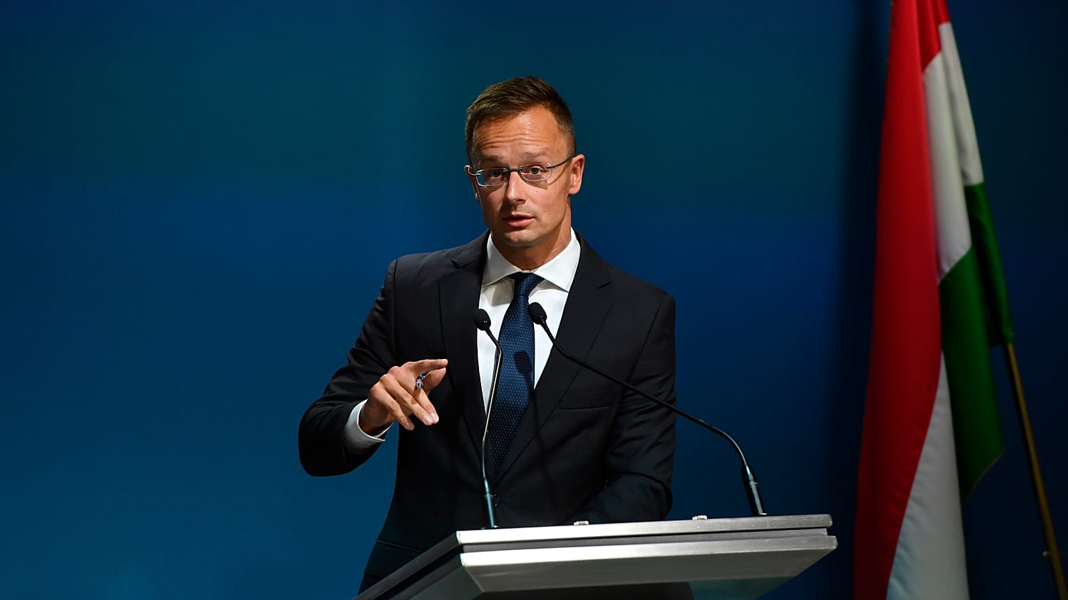 Szijjártó: csalás és kicsinyes bosszú történt