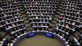 AP Türkiye'ye 70 milyon euroluk kesintiyi onayladı