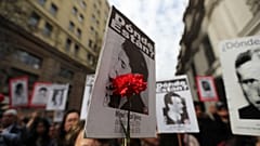Miles de chilenos piden justicia 45 años después del golpe de Pinochet