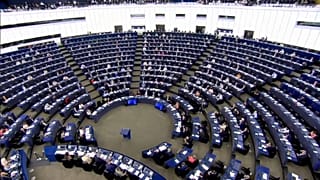 Raw Politics digests reaction to Juncker's SOTU speech