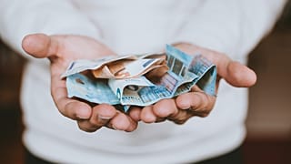 ¿Qué gobierno europeo gasta más en ocio, cultura y religión?