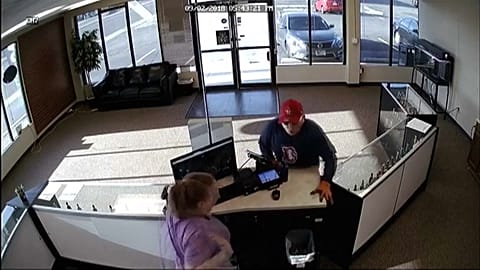 Watch: Colorado armed robbery goes wrong