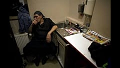 De ejecutivo a camarero por la crisis financiera