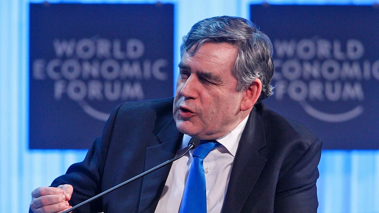 Eski Başbakan Gordon Brown'dan yeni küresel kriz kehaneti