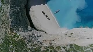 Sziklaomlás Zakinthosz leghíresebb strandján