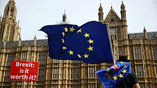 Έτοιμη και για άτακτο Brexit η Τράπεζα της Αγγλίας