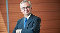 Dimite Baselga como director médico del Memorial Sloan Kettering Cancer Center de Nueva York 