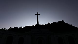 Spaniens Parlament billigt Franco-Exhumierung