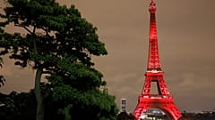 Japan in Paris: Jubiläum am Eiffelturm