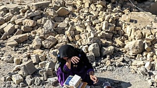 رئیس شورای شهر سرپل ذهاب: برخی زلزله زدگان حاضرند برای ساخت خانه خود کلیه بفروشند