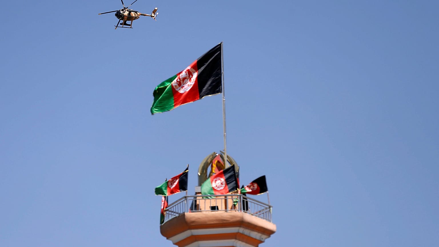 Kabil'de bir askeri helikopter
