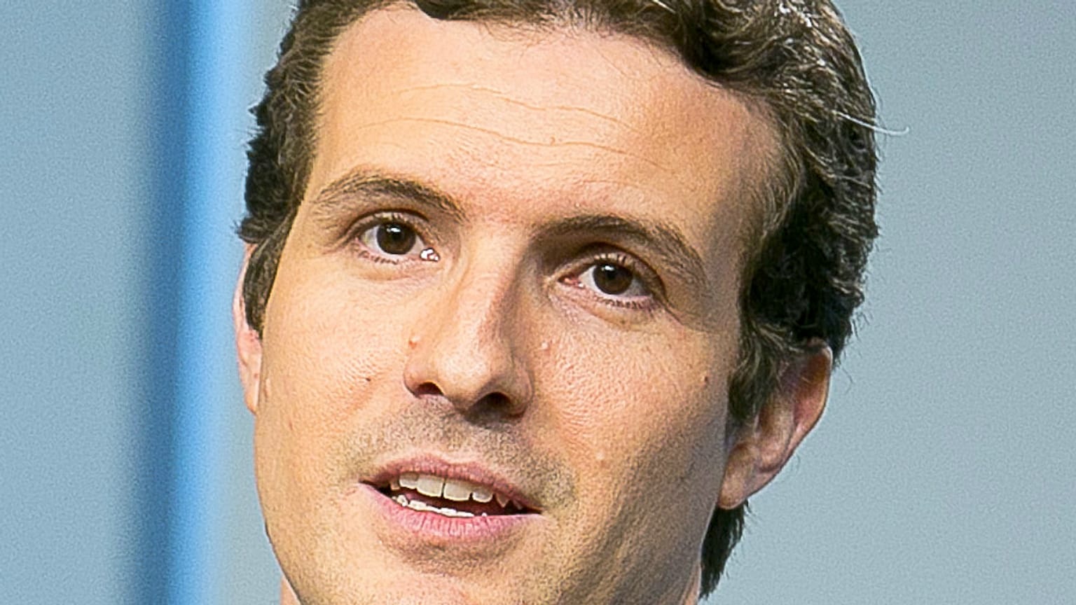 Líder do Partido Popular, Pablo Casado, quer ligar capitais ibéricas em TGV