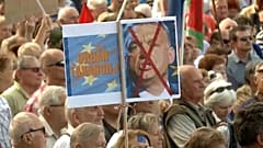 Európa mellett, Orbán ellen tüntettek Budapesten