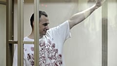 Французские активисты голодают вместе с Сенцовым