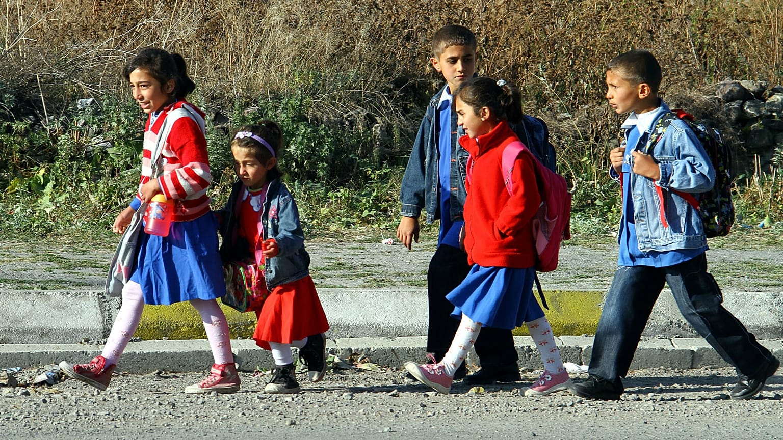 Ardahan'da öğrenciler ders başı yaptı