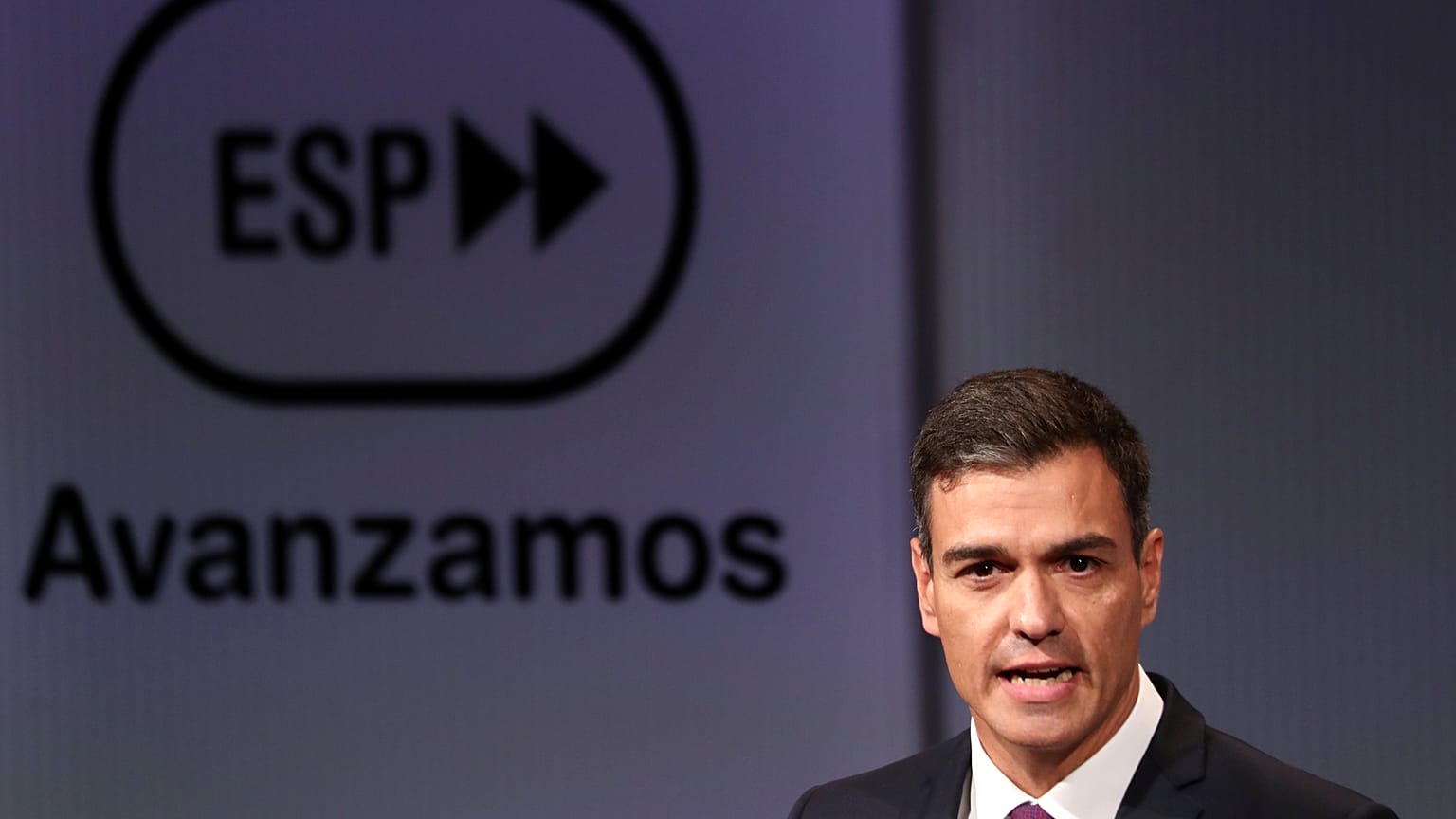 Sánchez anuncia el fin de algunos aforamientos