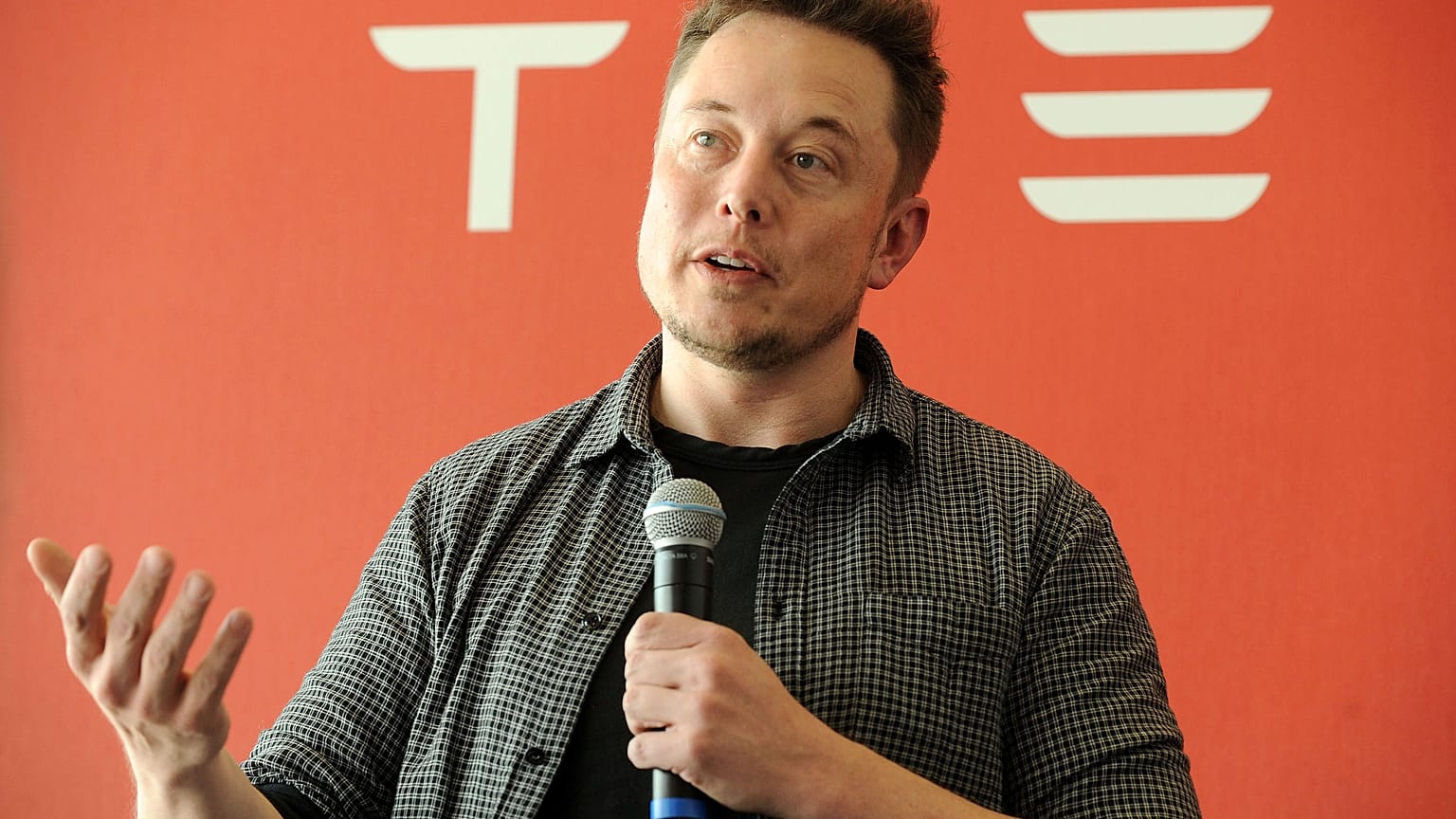 Tesla CEO'su Elon Musk