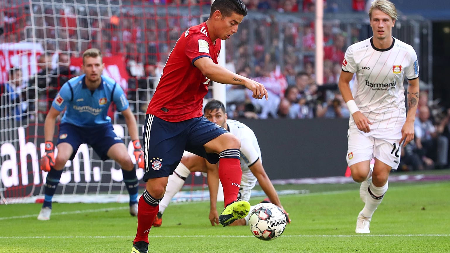 James pacta con Hacienda pagar 4 millones