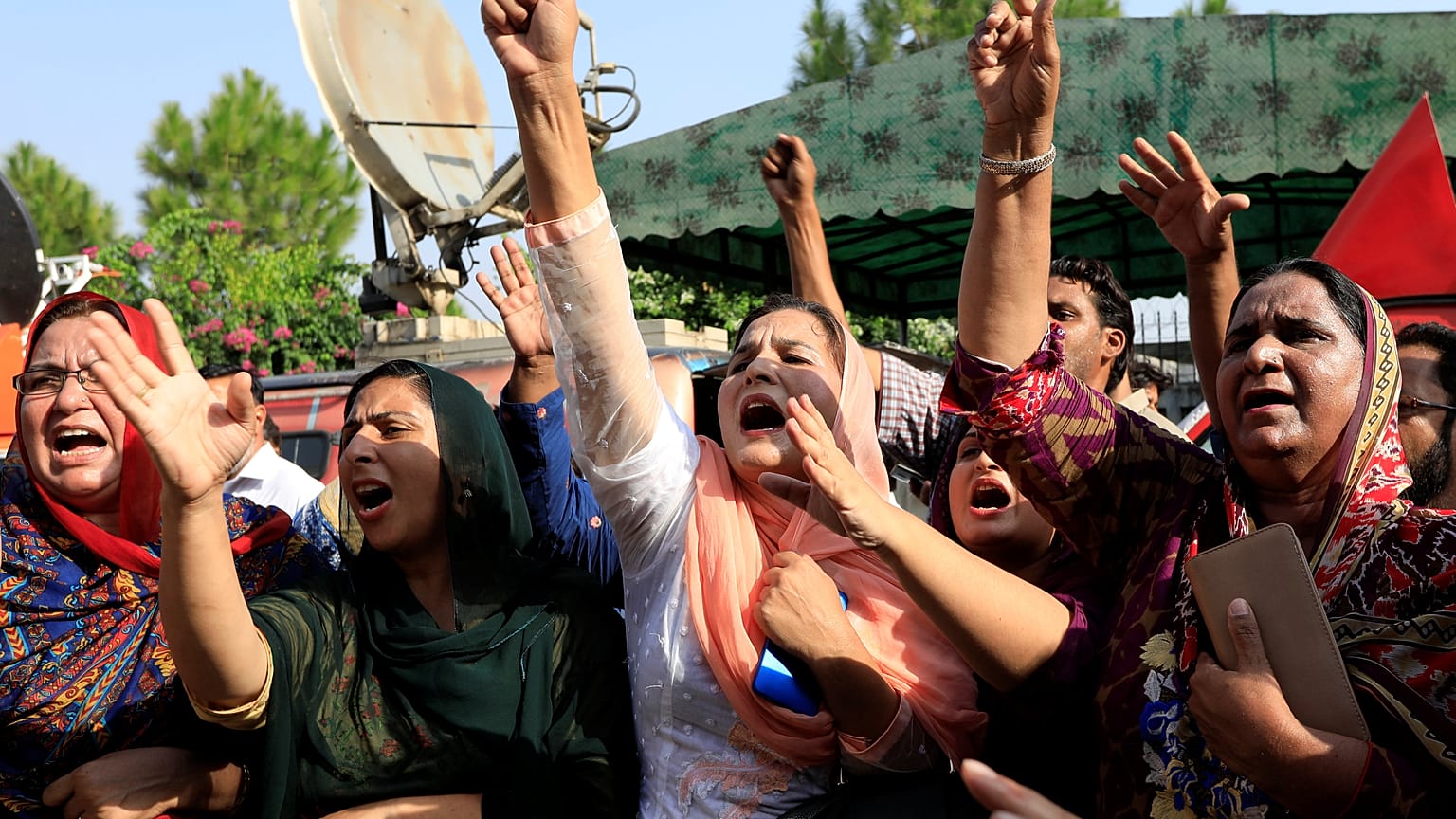 Jubel in Islamabad: Ex-Regierungschef Sharif aus Haft entlassen