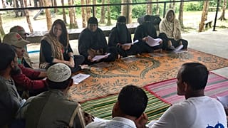 Arakanlı Müslümanlara Bangladeş'te 'hayat suyu' 