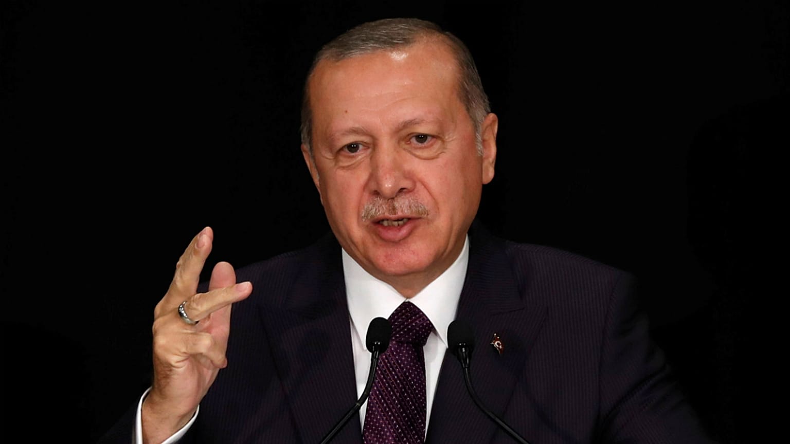 اردوغان: رابطه با آمریکا به کمک تجارت تقویت می شود 